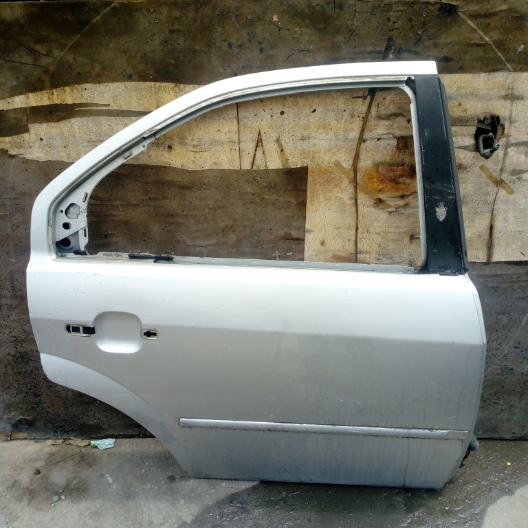 Usa / Portiera Dreapta Spate Ford Mondeo Mk 3 2000-2007 Gri Hatchback 5 Portiere