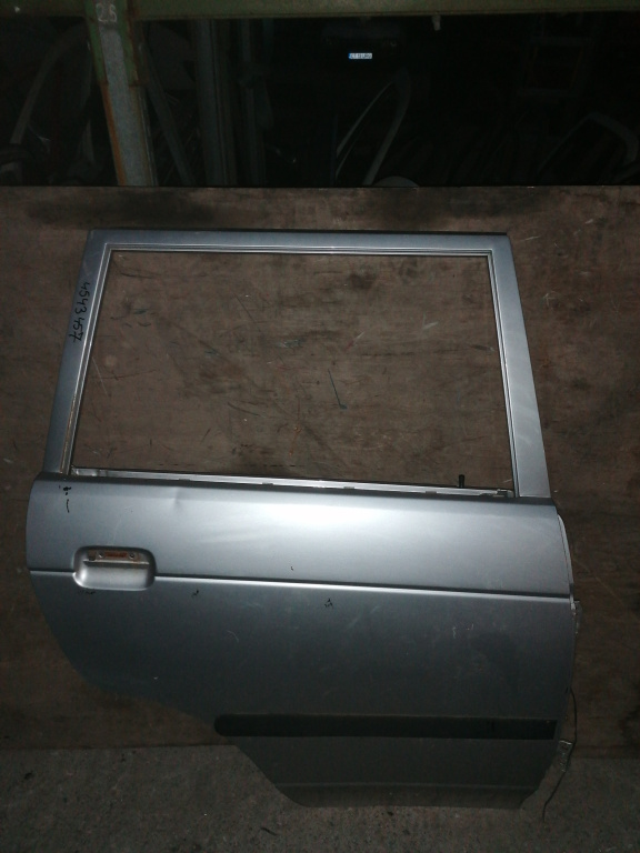 Usa / Portiera Dreapta,spate,Gri Daihatsu GRAN MOVE 1997 - 2002
