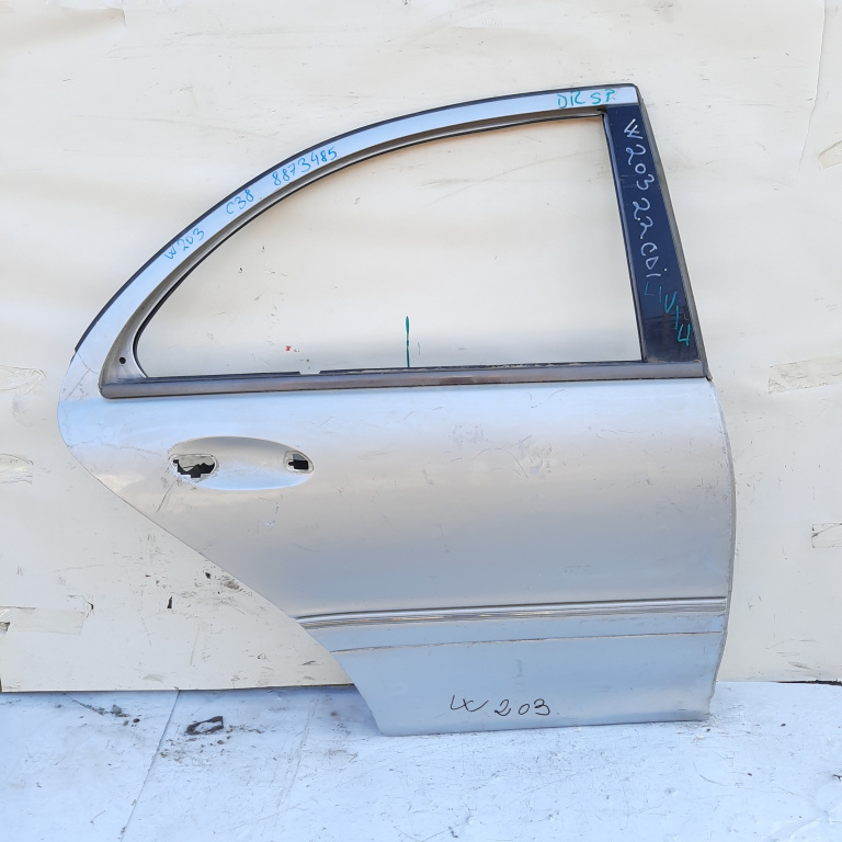 Usa / Portiera Dreapta,spate,Gri Mercedes-Benz C-CLASS (W203) 2000 - 2007