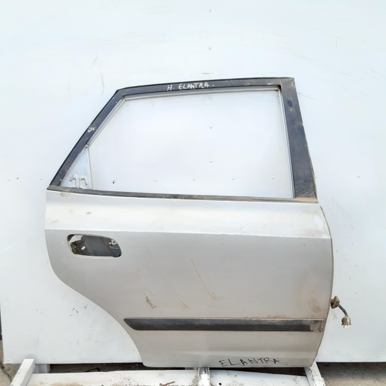 Usa / Portiera Dreapta Spate Hyundai Elantra (Xd) 2000-2006 Gri