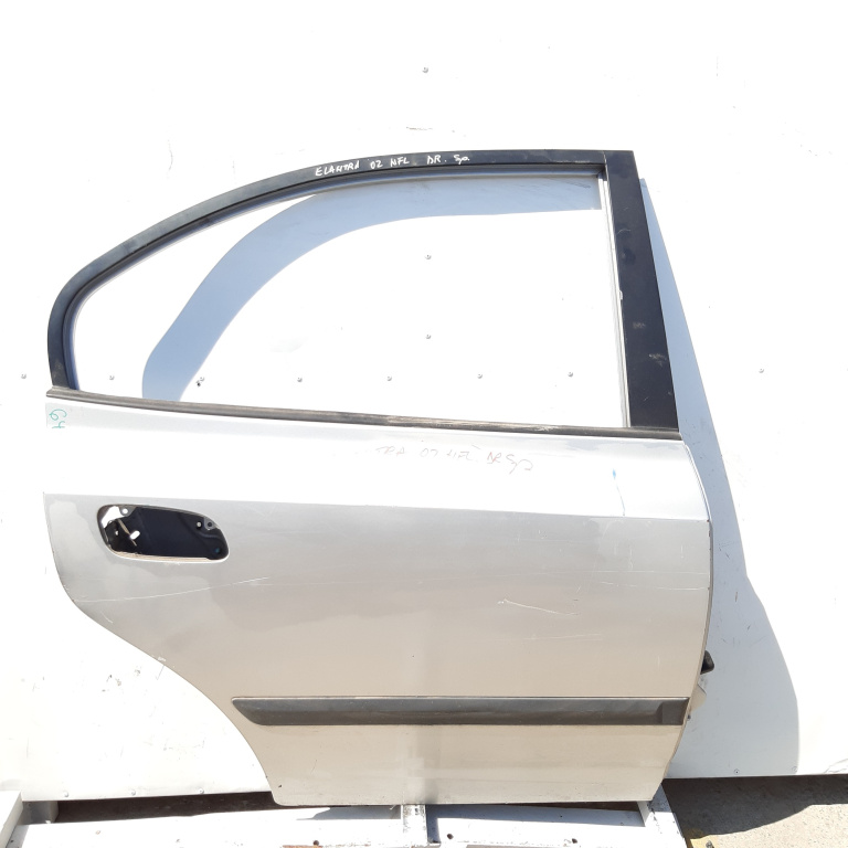 Usa / Portiera Dreapta Spate Hyundai Elantra (Xd) 2000-2006 Alb Gri