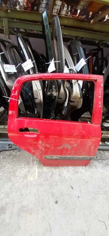 Usa / Portiera Dreapta Spate Hyundai Getz (Tb) 2002-2011 Rosu