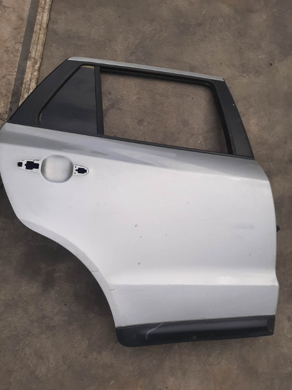 Usa portiera dreapta spate hyundai santa fe 2 cm