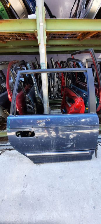 Usa / Portiera Dreapta Spate Hyundai Trajet (Fo) 2000-2008 Albastru Violet