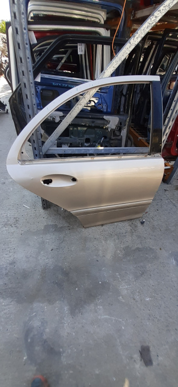 Usa / Portiera Dreapta,spate,Maro Mercedes-Benz C-CLASS (W203) 2000 - 2007