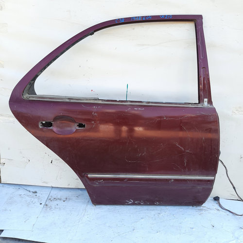 Usa / Portiera Dreapta,spate,Maro Mercedes-Benz E-CLASS (W210) 1995 - 2003