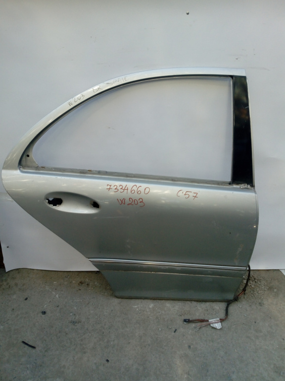Usa / Portiera Dreapta Spate Mercedes-Benz C-Class (W203) 2000-2007 Gri