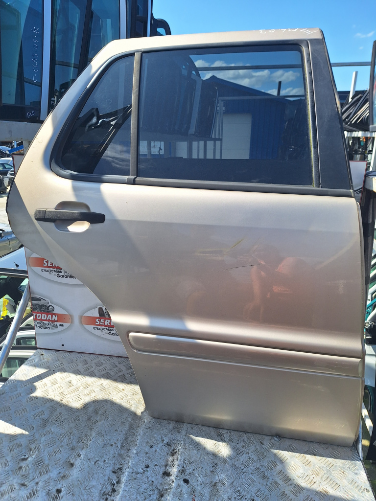 Usa / Portiera dreapta spate Mercedes-Benz M-Class (1998-2005) [W163] 2.7 Motorina 2003