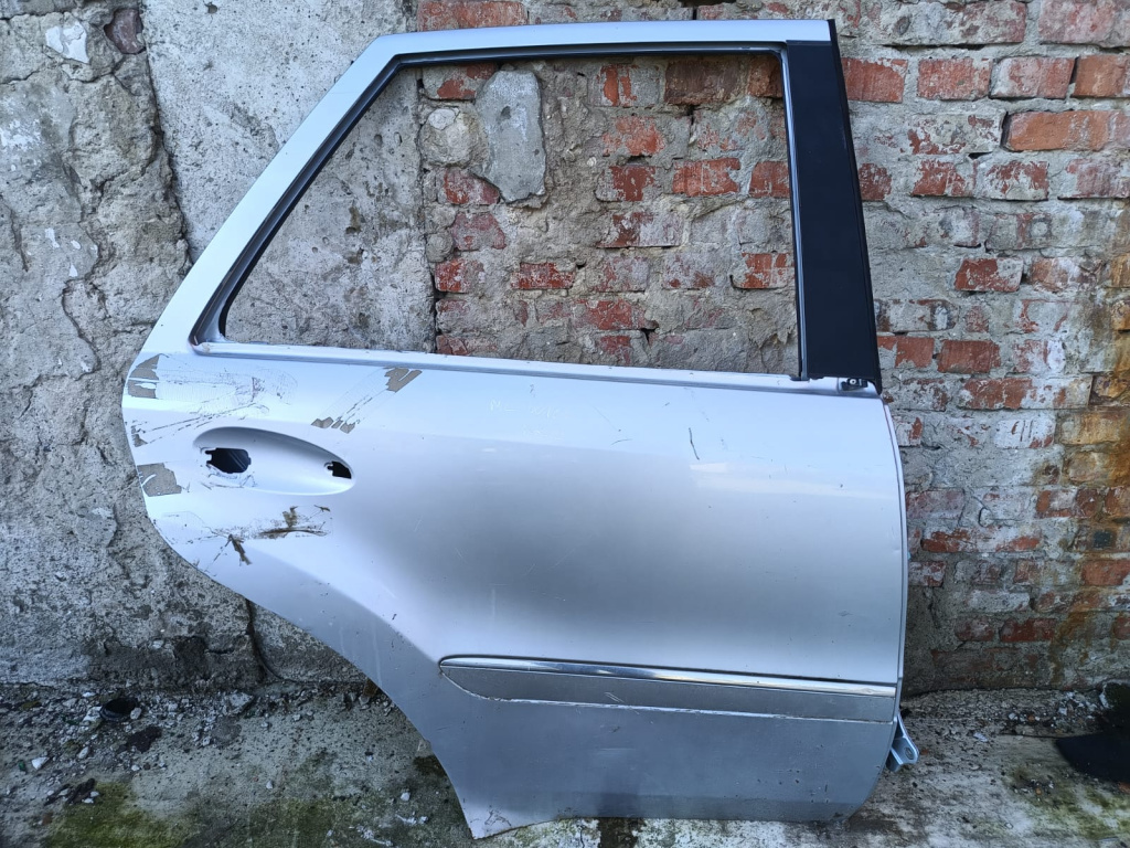 Usa portiera dreapta spate Mercedes-Benz ML W164 [2005 - 2008]