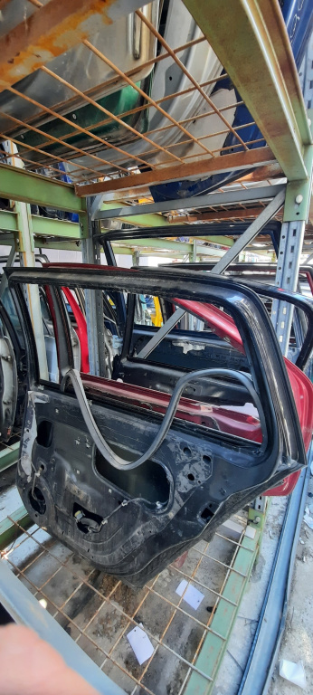 Usa / Portiera Dreapta,spate,Negru Opel ASTRA H 2004 - 2012