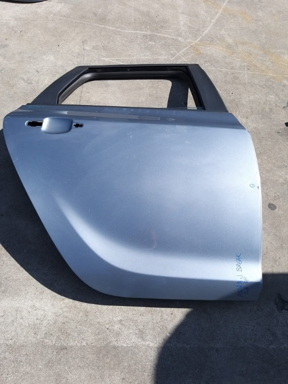 Usa portiera dreapta spate opel astra j break