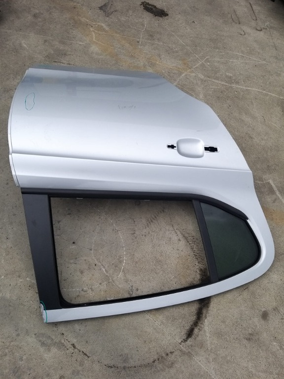 Usa portiera dreapta spate opel corsa e x10