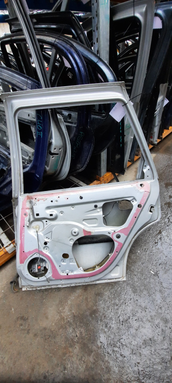 Usa / Portiera Dreapta Spate Opel Vectra B 1995-2002 Alb Gri