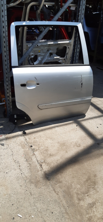 Usa / Portiera Dreapta Spate Opel Zafira B 2005-2014 Gri