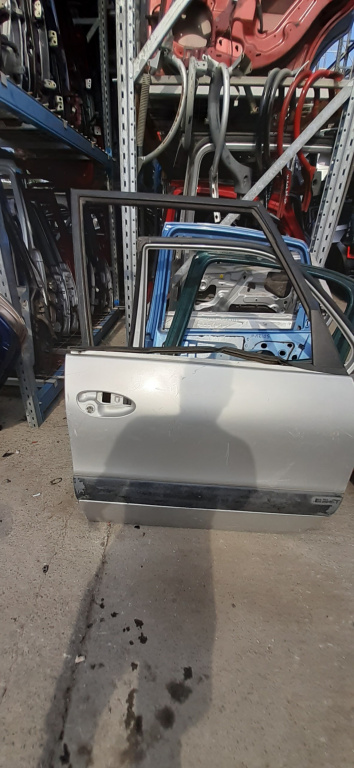 Usa / Portiera Dreapta Spate Renault Espace Mk 3 1996-2002 Alb Gri