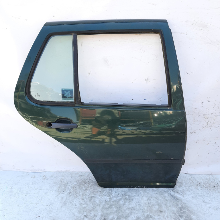Usa / Portiera Dreapta,spate,Verde VW GOLF 4 1997 - 2004