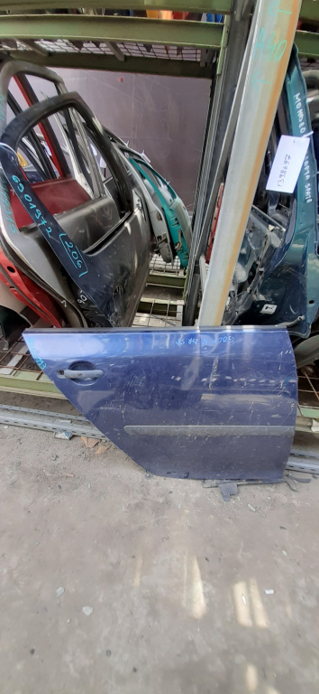 Usa / Portiera Dreapta,spate,Violet VW GOLF 5 2003 - 2009