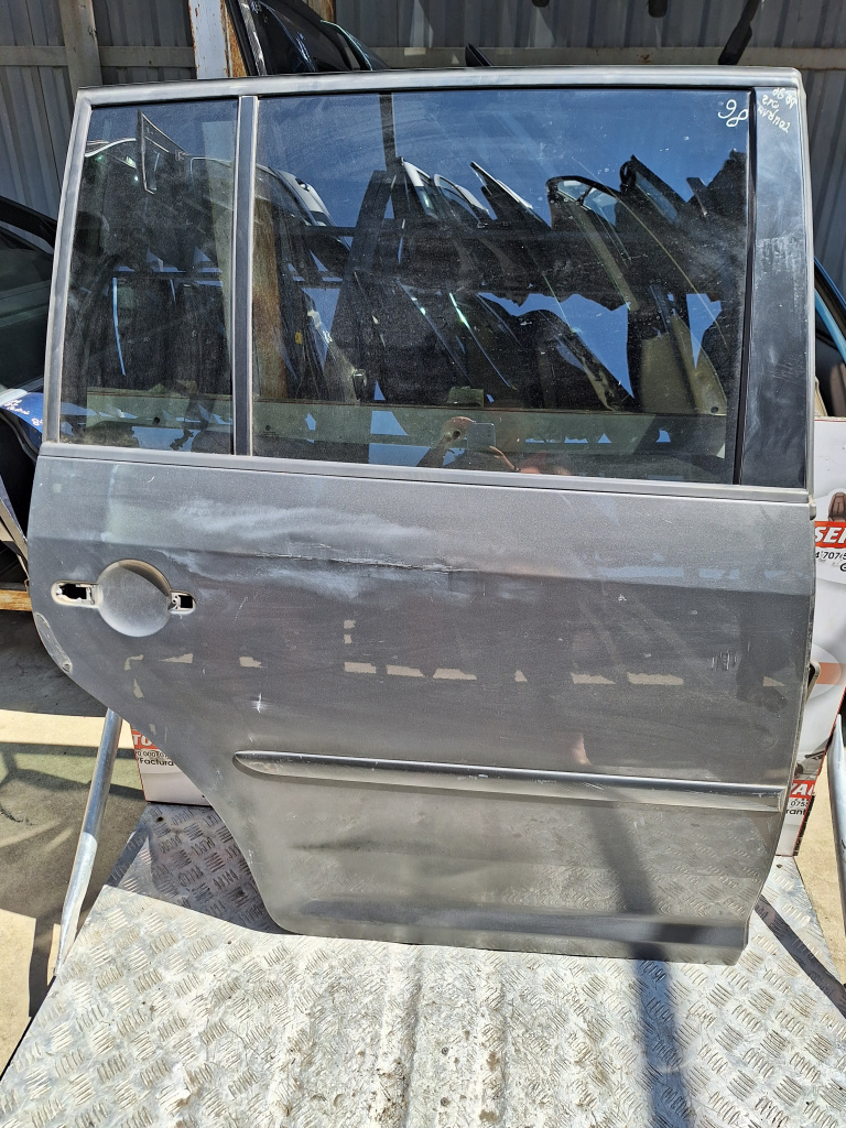 Usa / Portiera dreapta spate Volkswagen Touran facelift (2010-2015) [1t3] 2.0 Motorina 2012