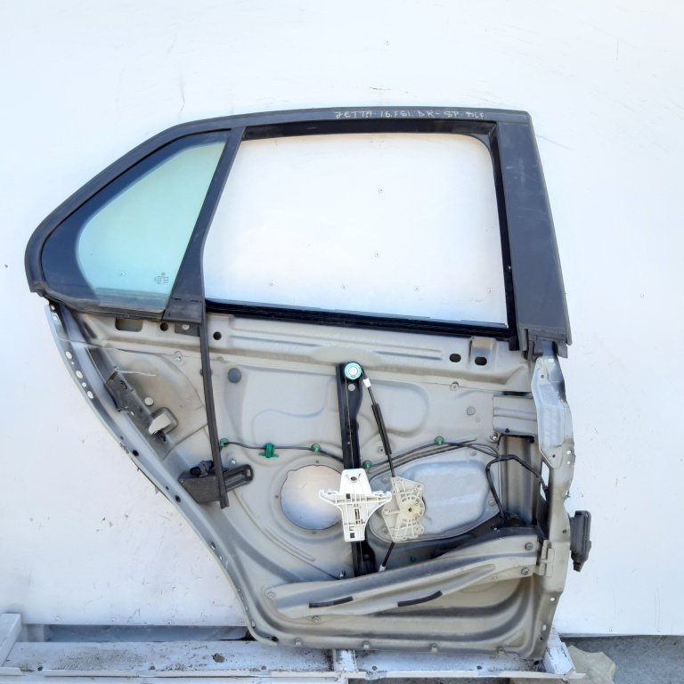 Usa / Portiera Dreapta,spate VW JETTA 3 (1K) 2005 - 2010