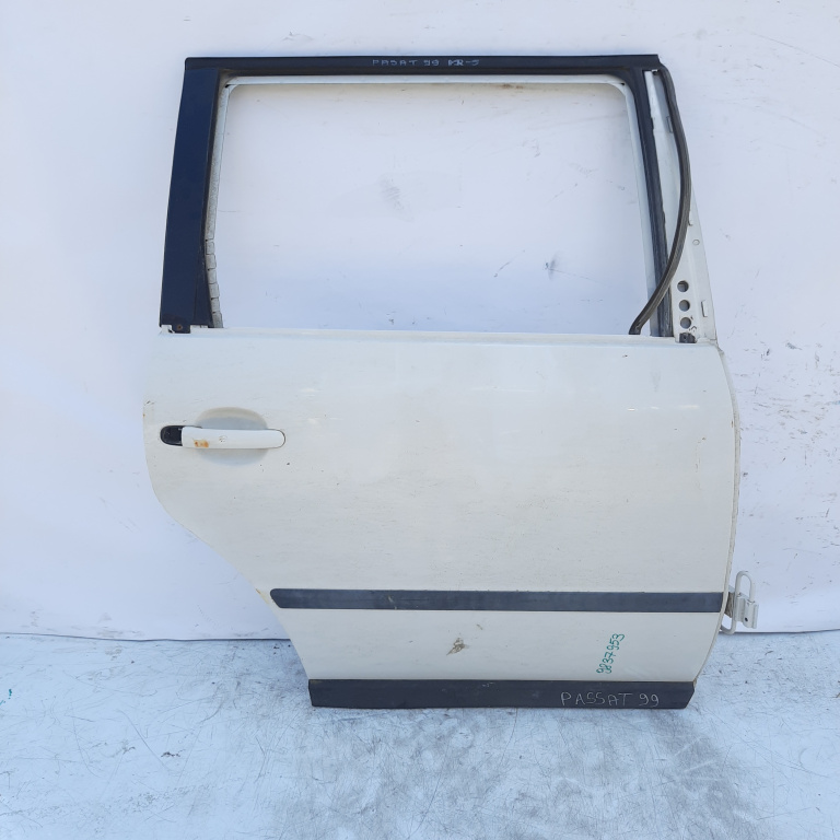 Usa / Portiera Dreapta Spate Vw Passat B5, B5.5 1996-2005 Alb