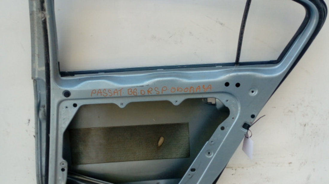 Usa / Portiera Dreapta,spate VW PASSAT B6 2005 - 2010