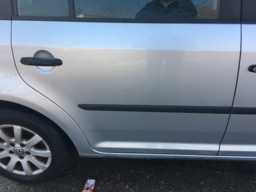 Usa / Portiera Dreapta Spate VW Touran 2007 - 2010 Cod Culoare LA7W