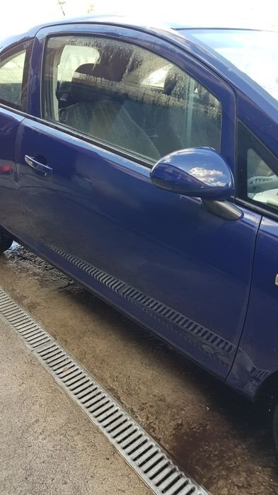 Usa portiera dreapta Z20Z albastru Opel Corsa D 2 usi dezmembrez