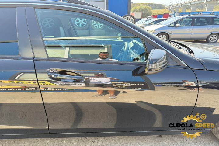 Usa / Portiera fata dreapta culoare 197 Negru Obsidian Mercedes-Benz C-Class W204/S204/C204 [facelift] [2011 - 2015]