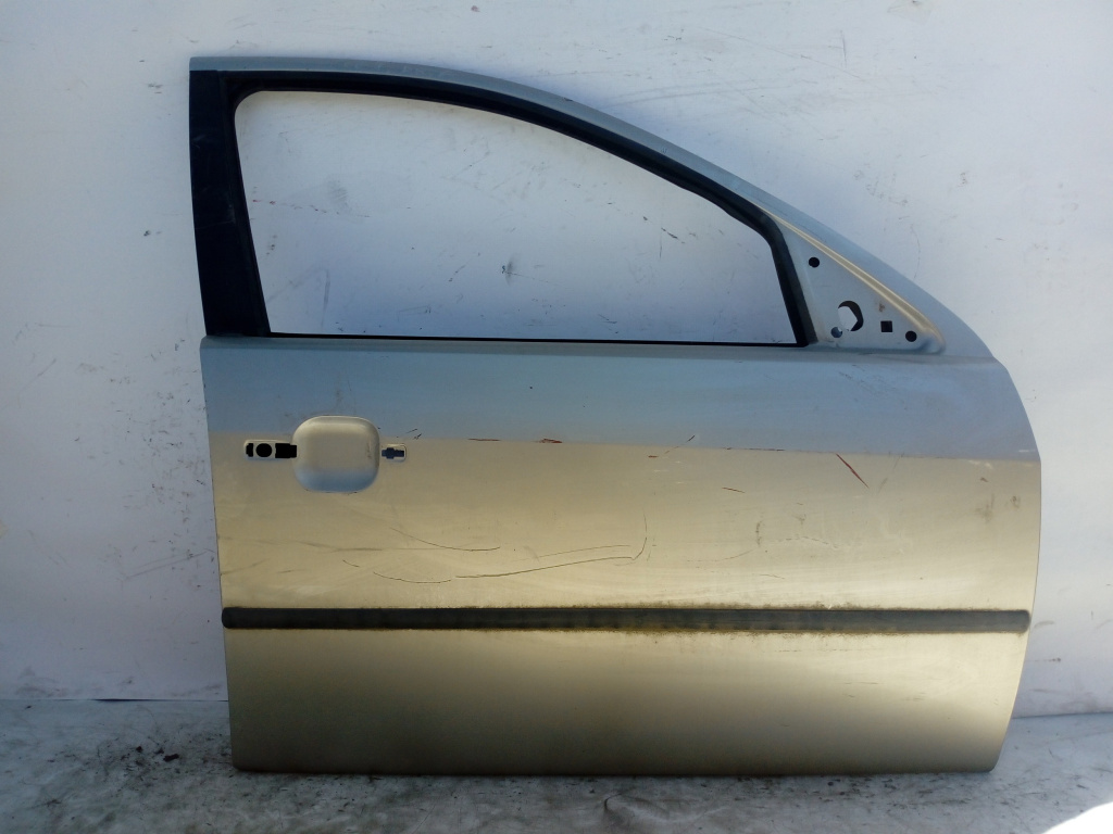 Usa / Portiera Fata,dreapta Ford MONDEO Mk 3 2000 - 2007