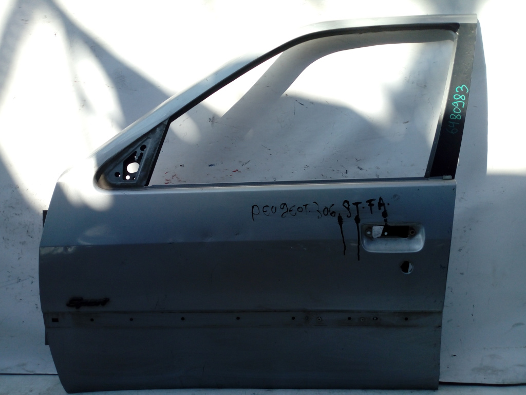 Usa / Portiera Fata,stanga Peugeot 306 1993 - 2002