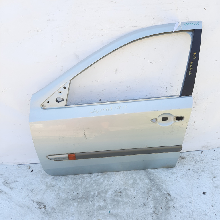 Usa / Portiera Fata,stanga Renault LAGUNA 2 2001 - 2007