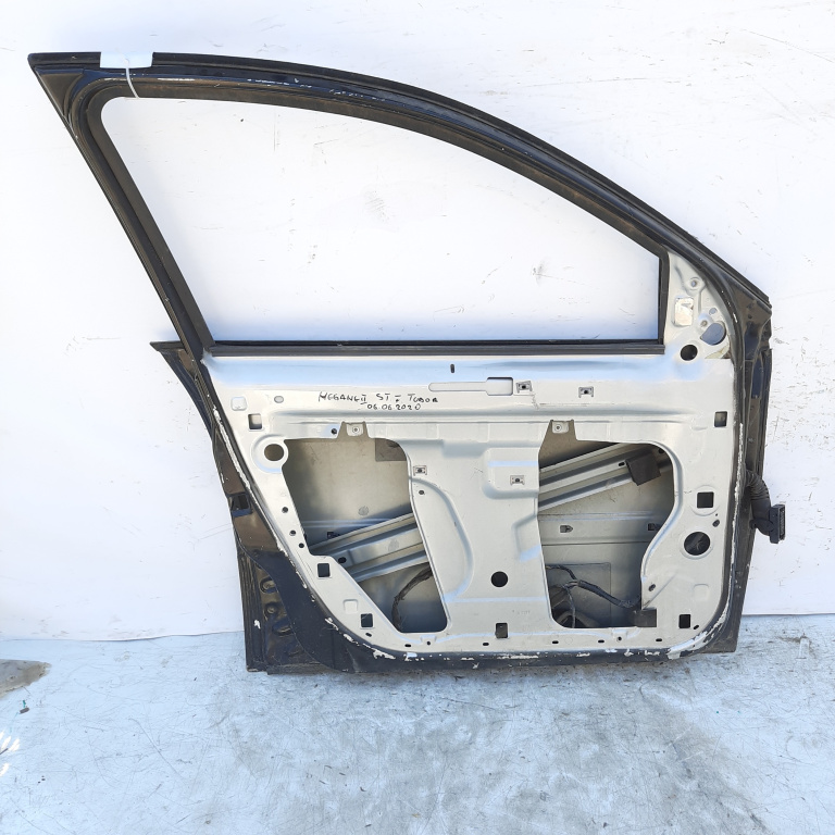 Usa / Portiera Fata,stanga Renault MEGANE 2 2002 - 2010