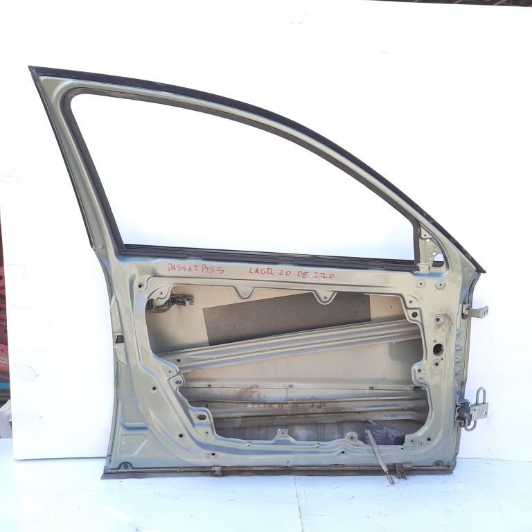 Usa / Portiera Fata,stanga VW PASSAT B5, B5.5 1996 - 2005