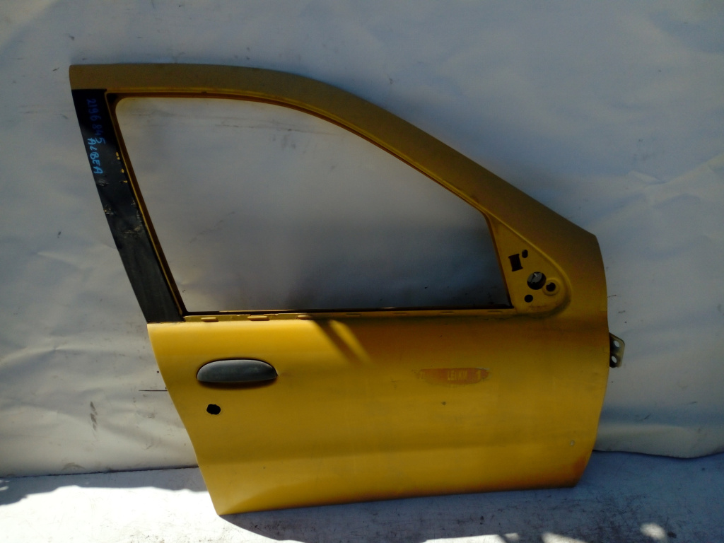 Usa / Portiera Fiat Albea (172, 178) 1996-2012 Galben Fata Dreapta