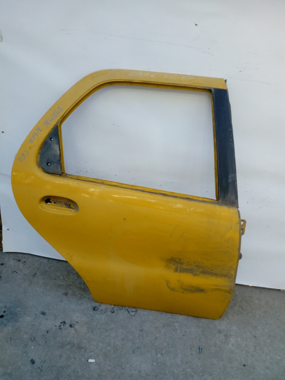 Usa / Portiera Fiat Albea (172, 178) 1996-2012 Galben Spate Dreapta