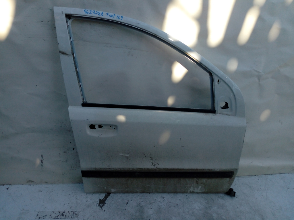 Usa / Portiera Fiat Panda (169) 2003-2012 Alb Fata Dreapta
