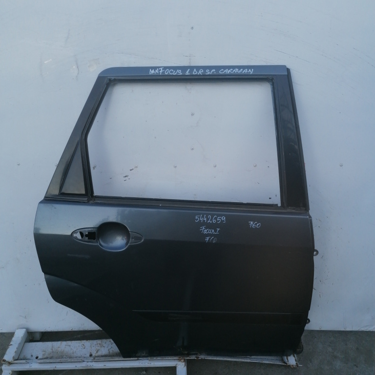Usa / Portiera Ford Focus Mk 1 1998-2004 Gri Spate Dreapta Break / Caravan / Station Wagon