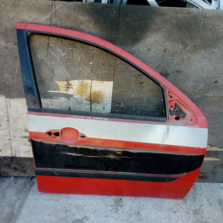 Usa / Portiera Ford Focus Mk 1 1998-2004 Rosu Fata Dreapta Break / Caravan / Station Wagon