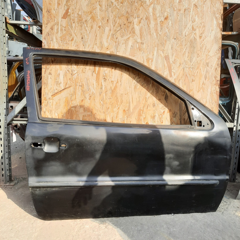 Usa / Portiera Gri,fata,dreapta,coupe / 2 Portiere VW POLO (6N1) 1994 - 1999