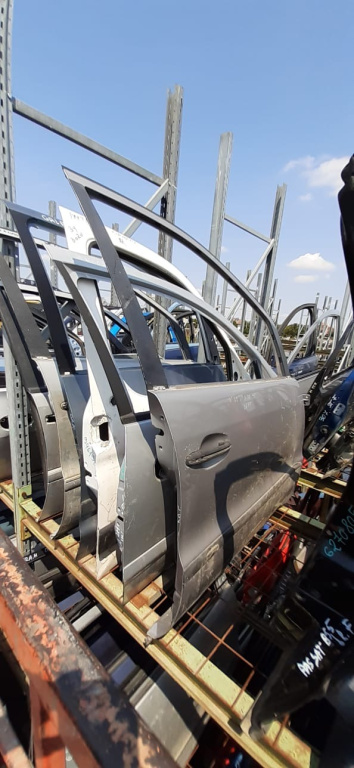 Usa / Portiera Gri,fata,dreapta Mercedes-Benz A-CLASS (W168) 1997 - 2004