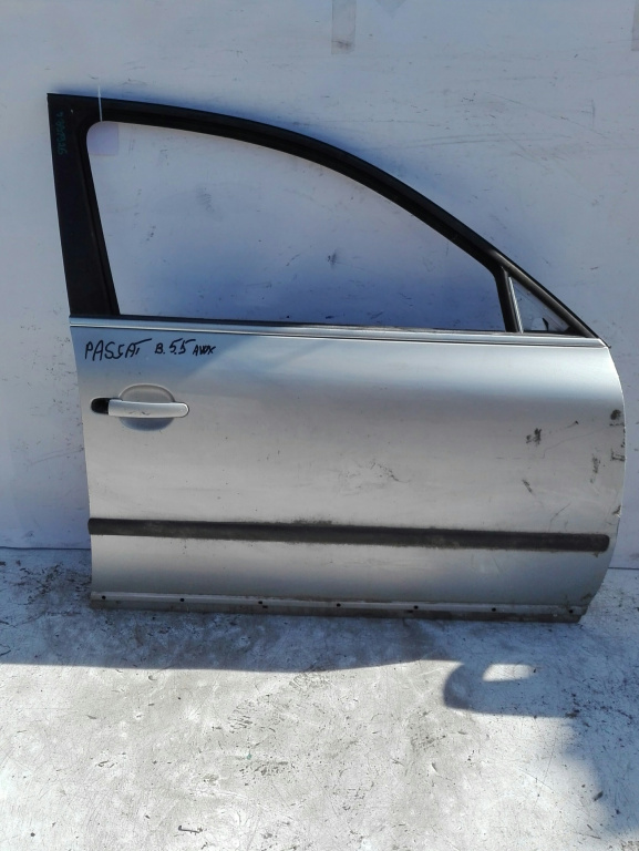 Usa / Portiera Gri,fata,dreapta VW PASSAT B5, B5.5 1996 - 2005
