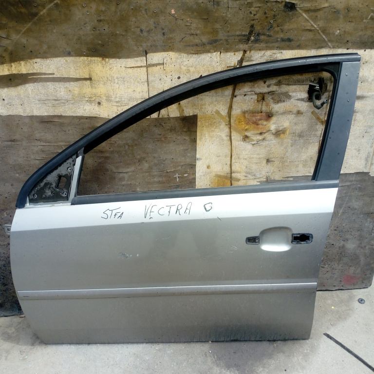 Usa / Portiera Gri,fata,stanga Opel VECTRA C 2002 - 2008