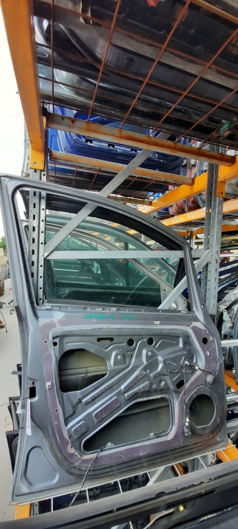 Usa / Portiera Gri,fata,stanga Opel ZAFIRA B 2005 - 2014