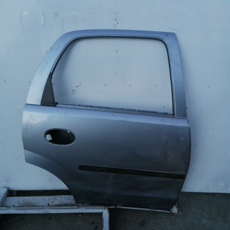 Usa / Portiera Gri,spate,dreapta Opel CORSA C 2000 - 2006