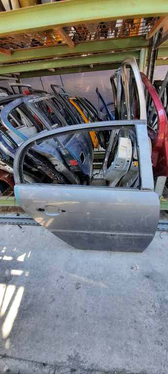 Usa / Portiera Gri,spate,dreapta Opel VECTRA C 2002 - 2008