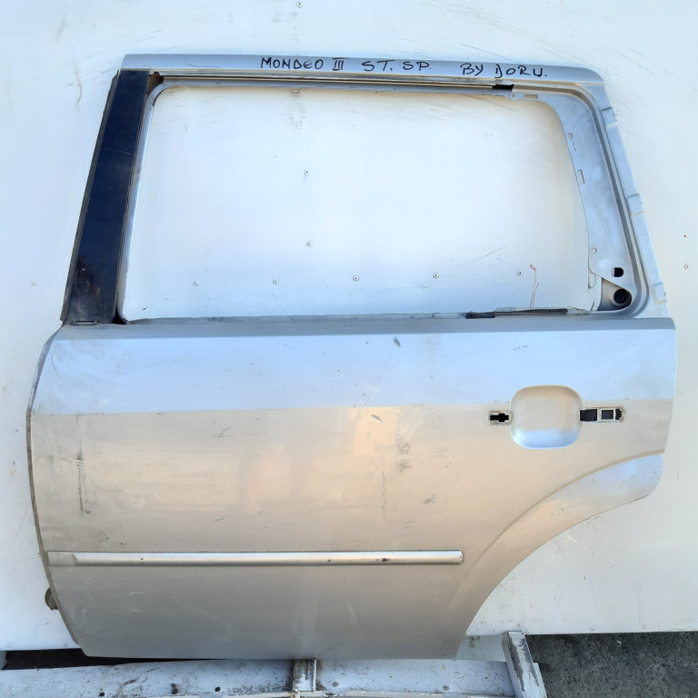 Usa / Portiera Gri,spate,stanga Ford MONDEO Mk 3 2000 - 2007
