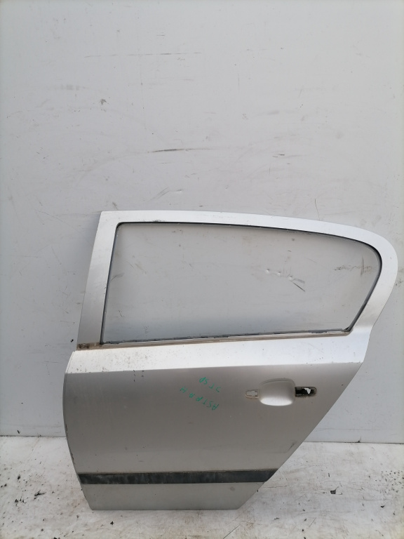 Usa / Portiera Gri,spate,stanga Opel ASTRA H 2004 - 2012