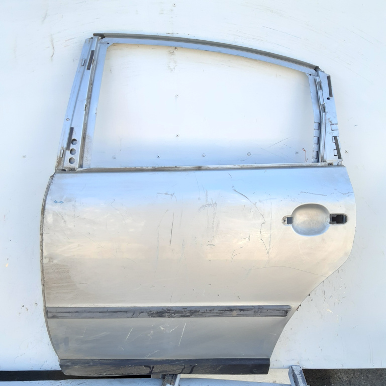 Usa / Portiera Gri,spate,stanga VW PASSAT B5, B5.5 1996 - 2005