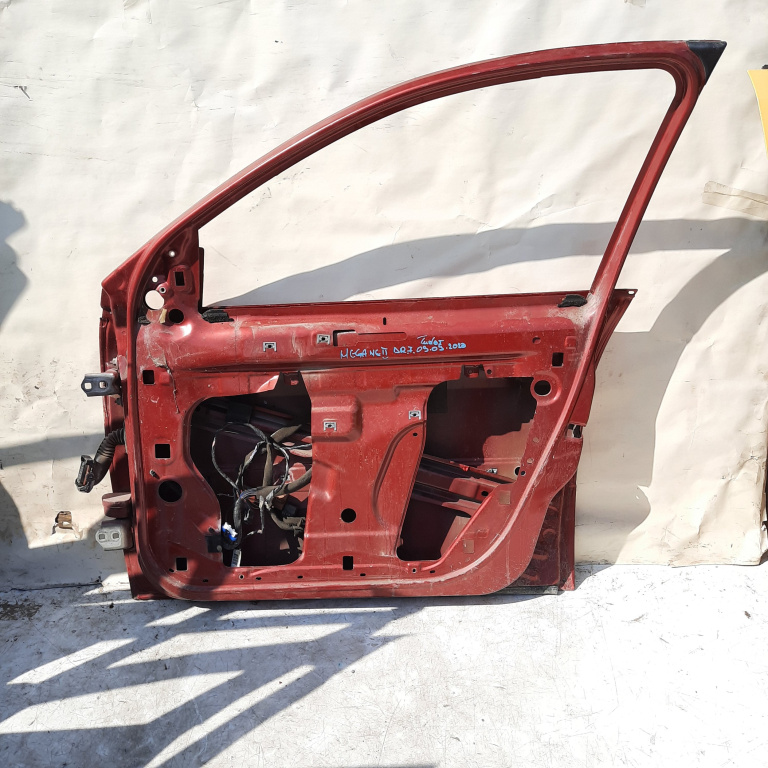 Usa / Portiera Maro,Rosu,fata,dreapta Renault MEGANE 2 2002 - 2010