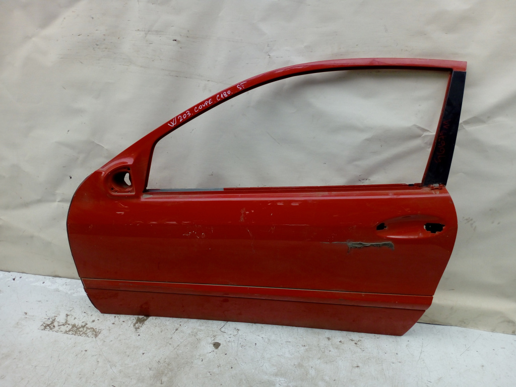 Usa / Portiera Mercedes-Benz C-Class (W203) 2000-2007 Rosu Fata Stanga Coupe / 2 Portiere